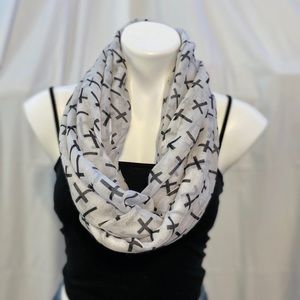 Black/White Cross Infinity Scarf